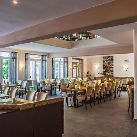 Landgasthof Winzerscheune Otel