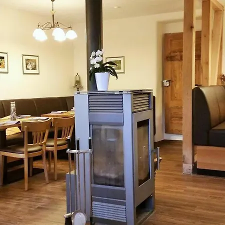 Landgasthof Winzerscheune Otel 3*