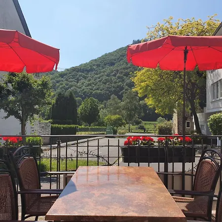 Landgasthof Winzerscheune Otel