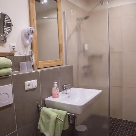 Landgasthof Winzerscheune 3*