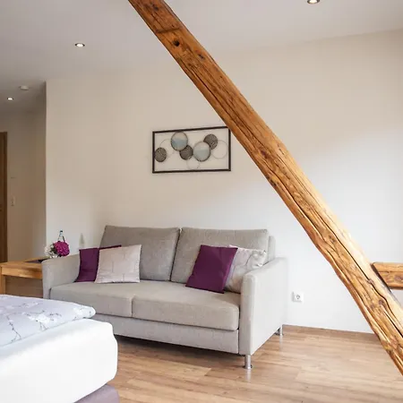 Otel Landgasthof Winzerscheune Valwig