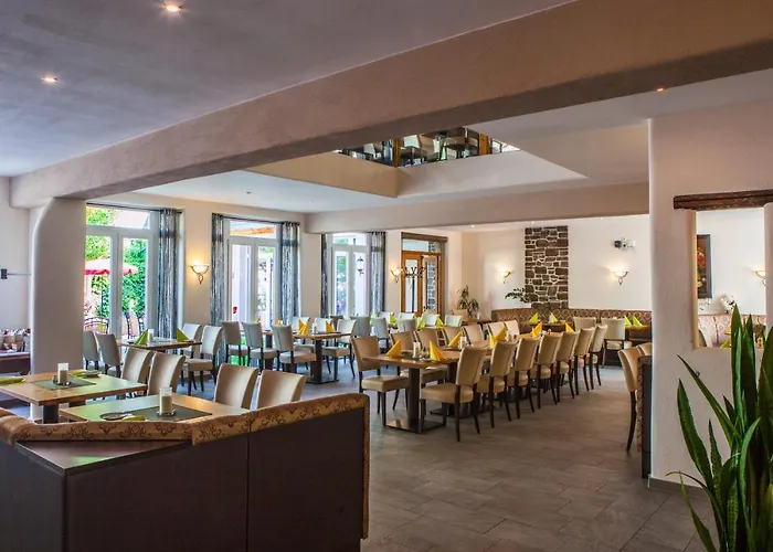 Landgasthof Winzerscheune Отель