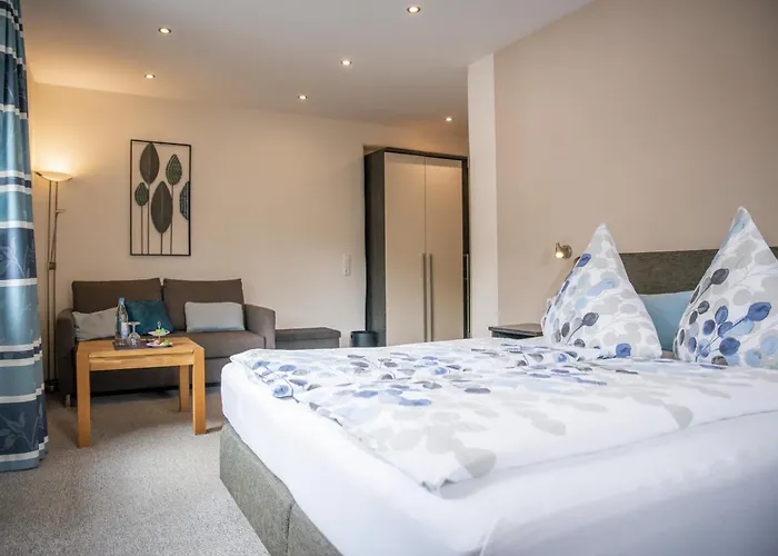 Landgasthof Winzerscheune 3* فلاويخ