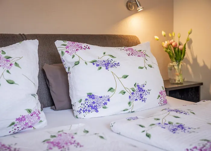 فندق Landgasthof Winzerscheune 3*