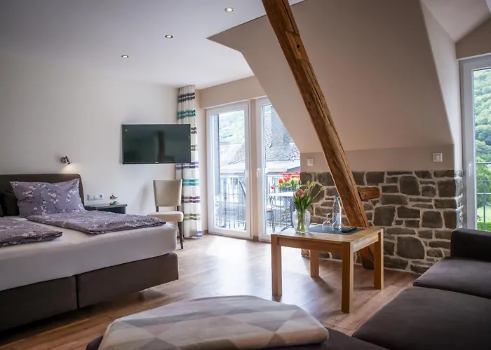 Landgasthof Winzerscheune 3* Фальвиг