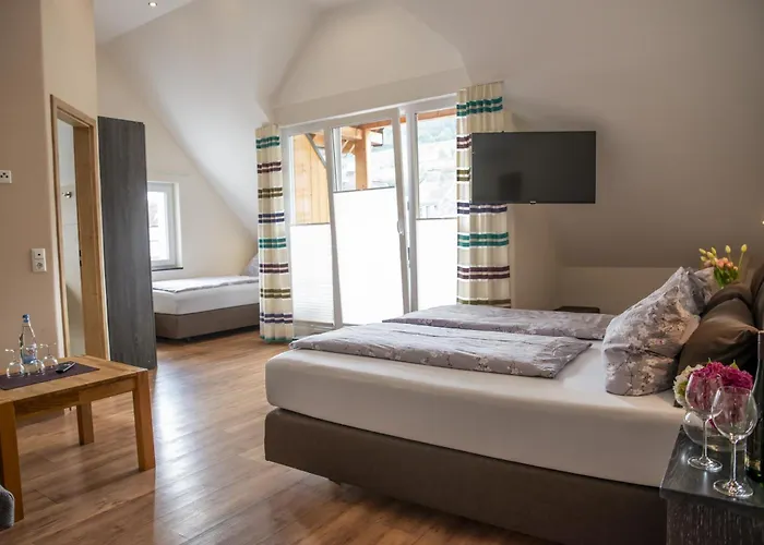 Landgasthof Winzerscheune فندق 3*