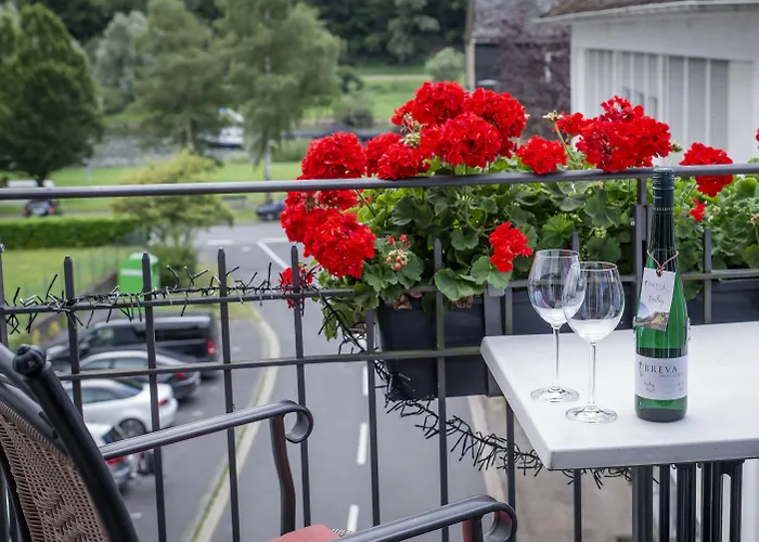 Landgasthof Winzerscheune فندق فلاويخ